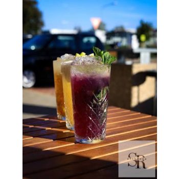 Berry Punch Spritz